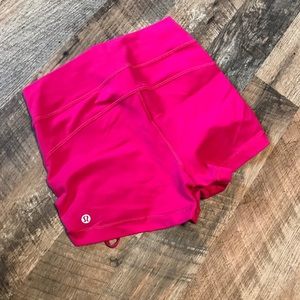 Lululemon SZ 6 yoga shorts